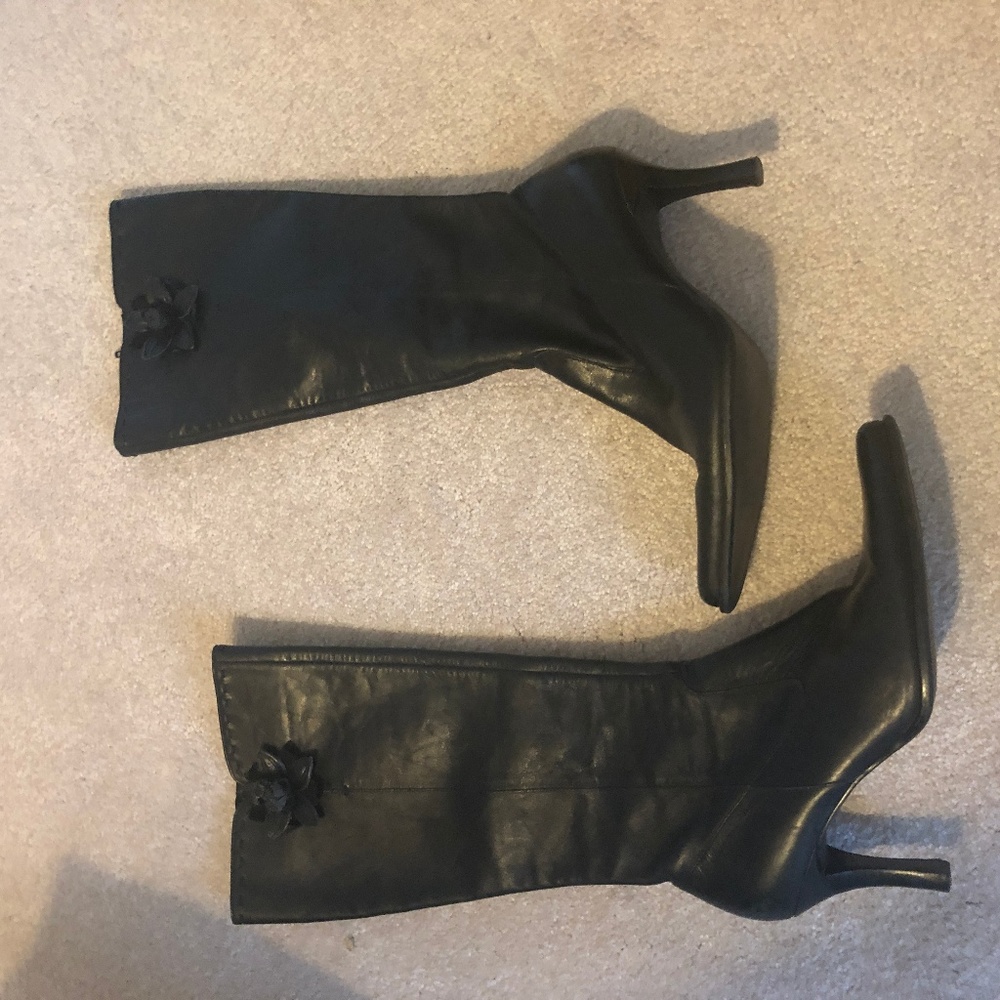 Black Leather boot.
